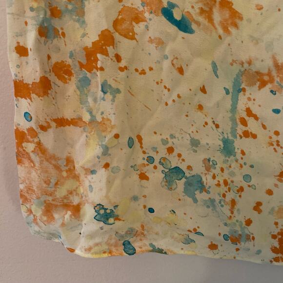 Alice + Olivia Women's size Medium White Multicolor Paint Splattered Silk Blouse - Picture 4 of 9